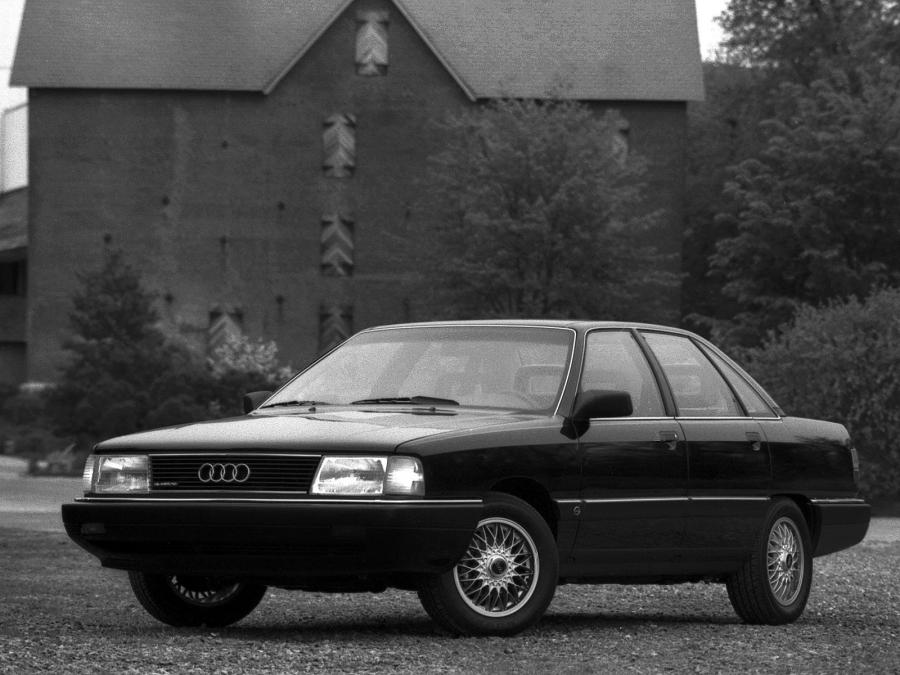 Audi 100 Quattro (С3) 1988 года  (NA) (фото 4 из 4)
